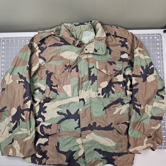 Vintage M65 Field Jacket Large Alpha Ind Woodland Camo Grunge Streetwear Skater - Picture 1 of 15